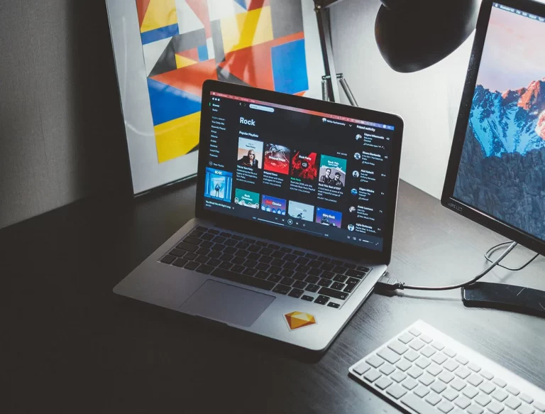 How To Convert Viewers Into Customers
