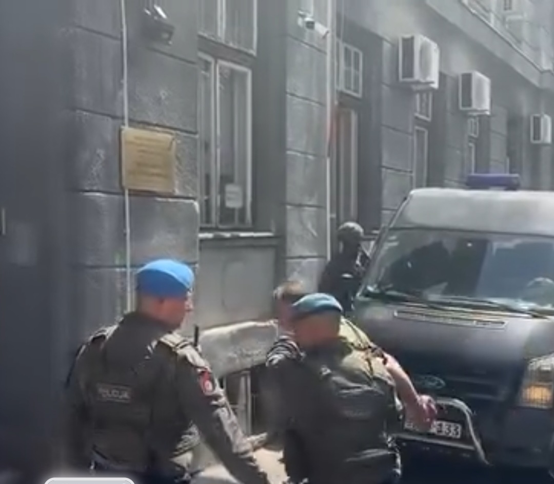 Velika policijska akcija”Catering”: Uhapšen poznati hirurg Mithat Asotić